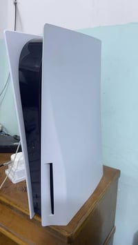 بلايستيشن 5 فت • ملحقات كاملة • بابل