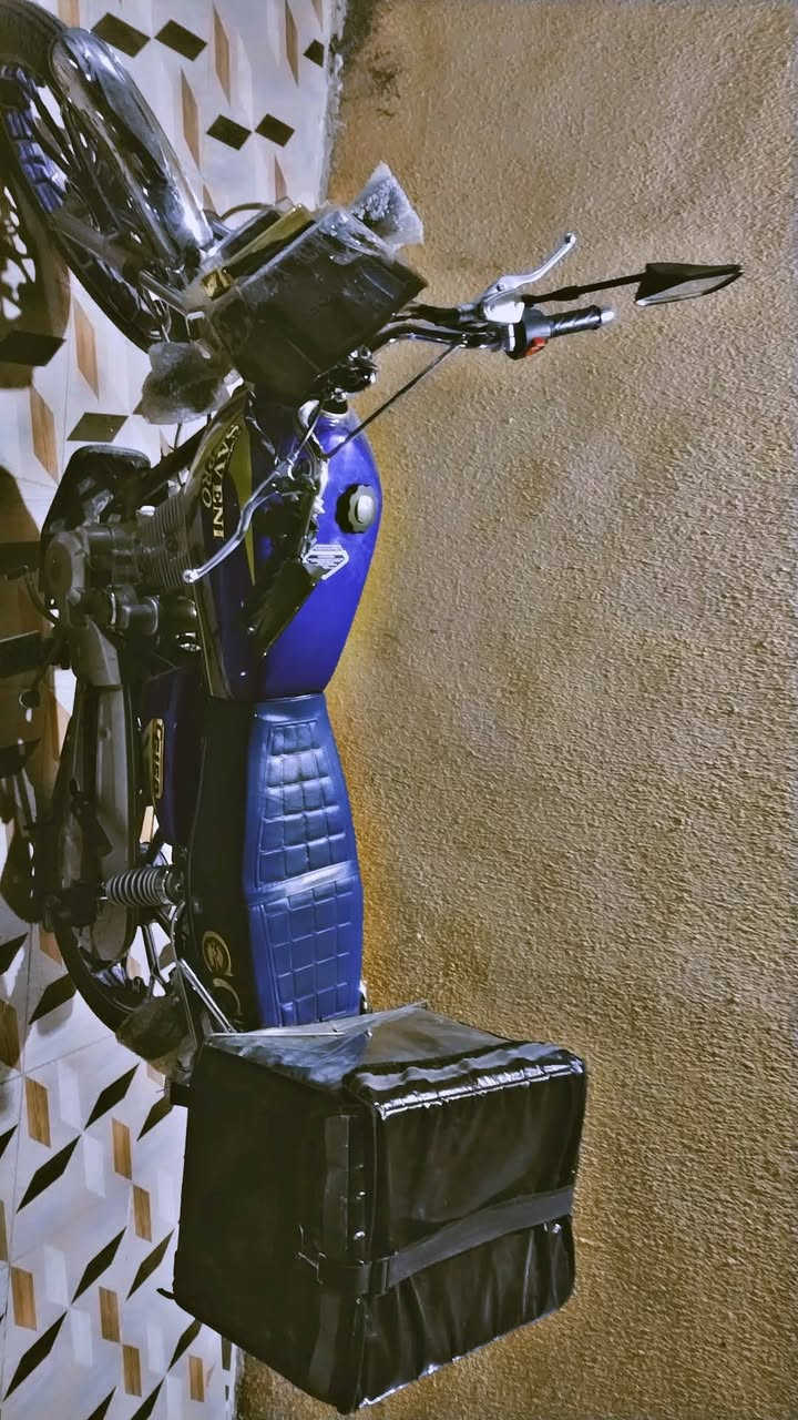 سلام عليكم
دراجه سيفان موديل ٢٥ اصل 
مطابقه محرك وشاصي 
كفاله عامه اوراق كهربائيات 
مكاني ديالى خالص


**إذا كنت صاحب هذا الإعلان وتريد حذفه لأي سبب، رجاءا أرسل رسالة إلى الدعم الفني**