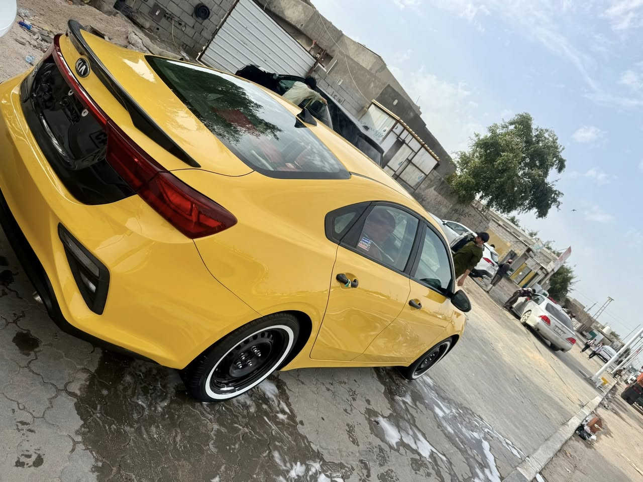 سعر127بيه مجال
سلام عليكم كيه فورتي مديل 2019وارد مريكي سياره كلين كفاله عامه حته دعاميات فقط صبغ بدون قطره معجون رقم بصره سنويه 2028مصفره هيه غرامات تحويل ثاني يوم  ماشيه80 حقيقي  سياره سبيره ما نازل يشهد الله مكينه 2000دوش مكينه وكير كفاله حداديه كارتون تبريد ثلج ❄️ موصفات سياره شاشه كامره خلفيه داوره حساسات خلفيه ماميه تحكمات ستيان شاشه لمس مثبت سرعه سياقه ذاتيه سياره فول موصفات عده فتحه (عنوان بصره ***********)سعر 127بيه مجال
