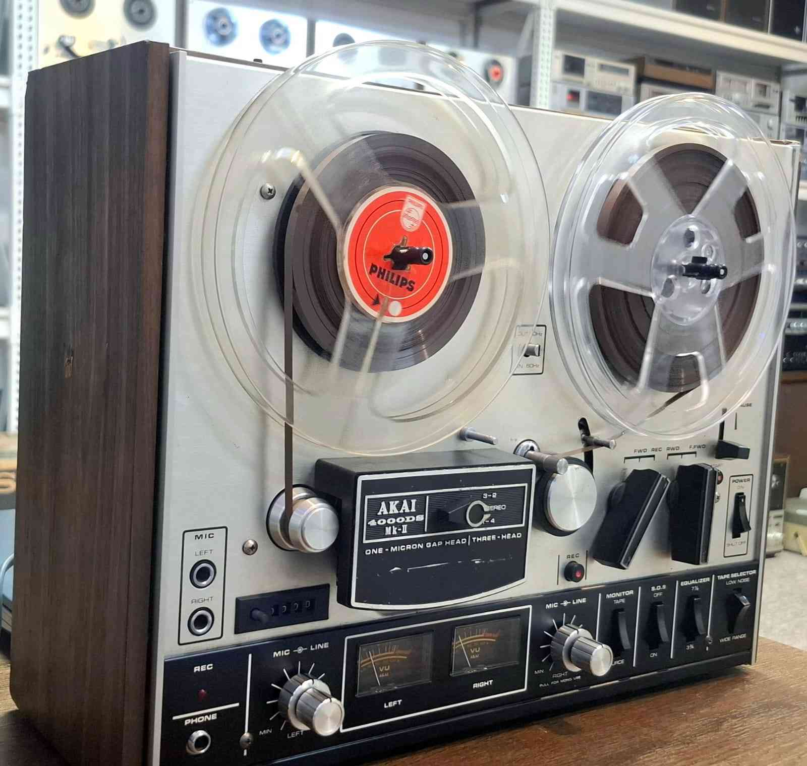 تحفه من اكاي
DS4000
4 Track
3 head
نضافه كامله ١٠٠ من ١٠٠
بلادي
السعر ٢٠٠ فقط
ملاحظه /
 مع كل جهاز تيب هديه شريط حسب طلب الزبون
ملاحظه ٢ متوفر أكثر من ٣٠ جهاز تيب موديلات متنوعه
يوجد توصيل كل المحافظات
محمد الآغا للصوتيات
***********
