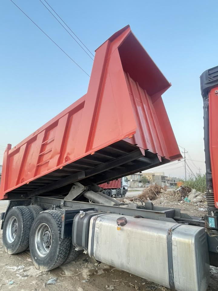 السلام عليكم // بدي فالفو للبيع 
     طول ٤٦٠. نضيف جداا. 
السعر 25 ورقه.المكان واسط النعمانيه 
     الاستفسار ولاتصال. ***********
