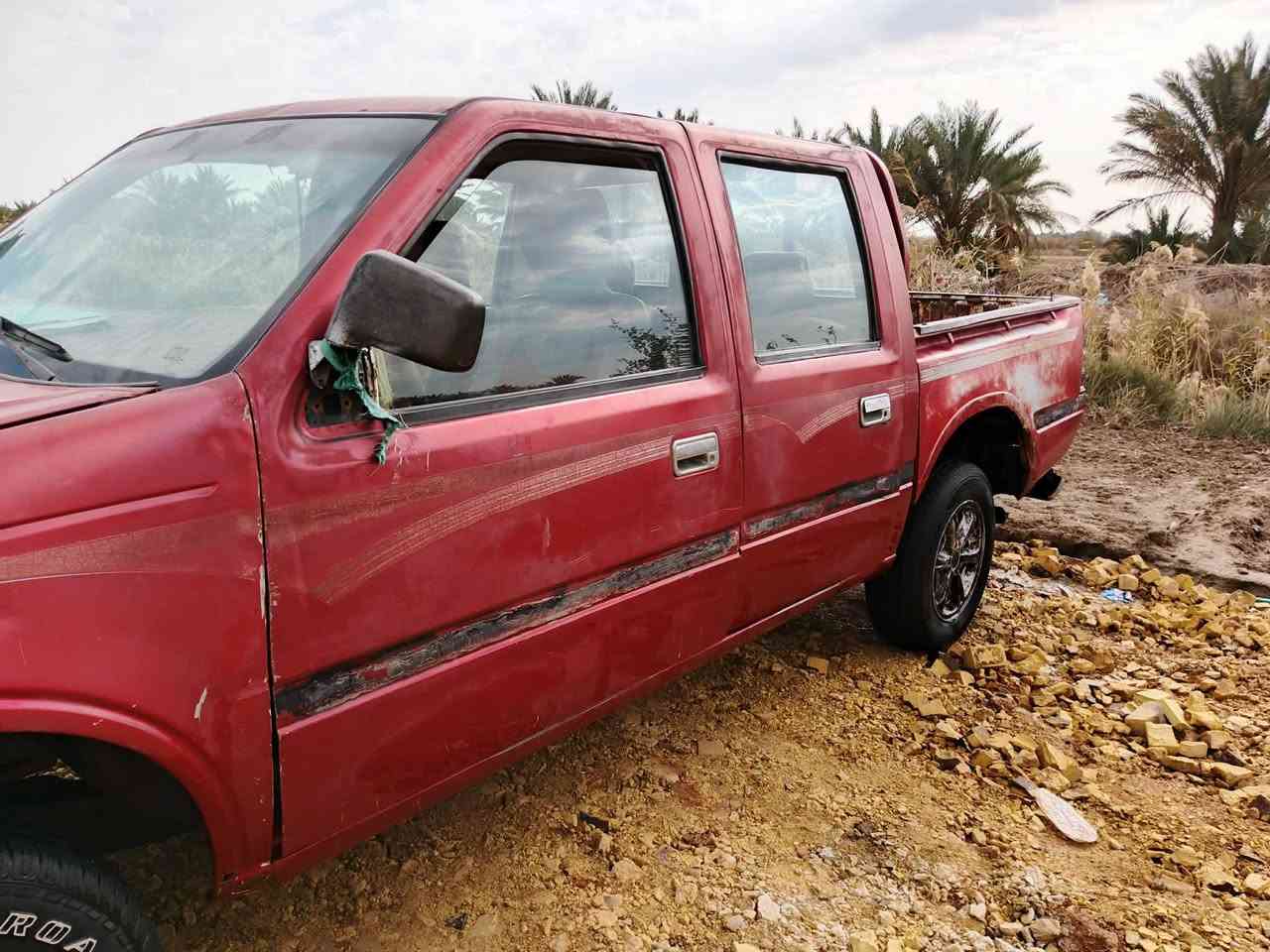 السلام عليكم للبيع 2007 رقم كربلاء... ابيع بدون بدون اوراق ورقم وسنويه موجودات
كير ومكينه وحداديه خير من الله 
اتفيد العنده عمل لعنده حلال لعنده كاع 
السعر 14وبيهه مجال كلش بصيط
***********
