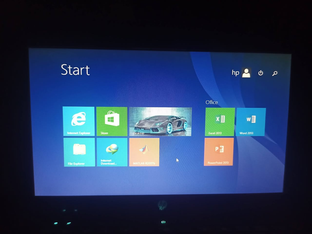 السلام عليكم 
لابتوب hp mini 5101
مواصفاته موضحه بالصور 
معالج اتوم N280 
رام 1gb ddr2 
هارد hdd 160gb 
وايفاي و بلوتوث شغالات
نظام ويندوز 8.1 منصب عليه برامج اوفيس 2012 و ماتلاب 2007 للهندسه مفعلات و كم لعبه بسيطه 
السعر 30 الف و التوصيل من طرفك يعني ما عندي توصيل للتواصل واتساب ***********
