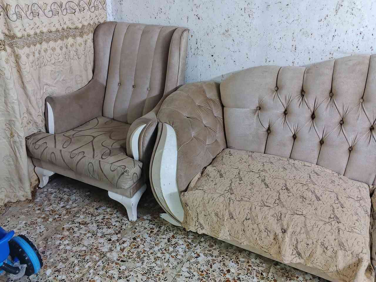 تخم تكمه للبيع السعر 150 الرقم ***********
