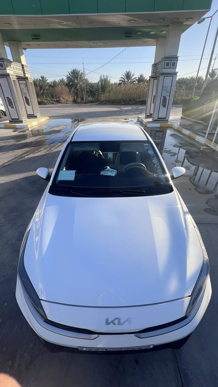 مكلف بالنشر 
سيارتو ٢٠٢٢
ماشيه ١٢٨
قطعتين تبريد 
فول تحكم ستيرن 
حساس خلفي 
داخل لونين 
تخم تاير 
كفاله عامه عده شبر صبغ بخشم الجاملق ورصعات موضحه 
السعر160
***********
