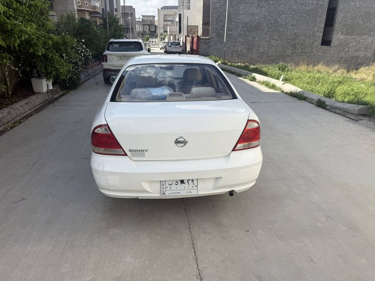 بسم الله
سني موديل ٢٠٠٩ خليجي بدون ضرر  صبغ بنيد وبداية جامرلغ جماليه محرك كير تبريد خير من الله ميكانيك جديد سعر ٨٣ مكان السياره بعقوبه ***********
