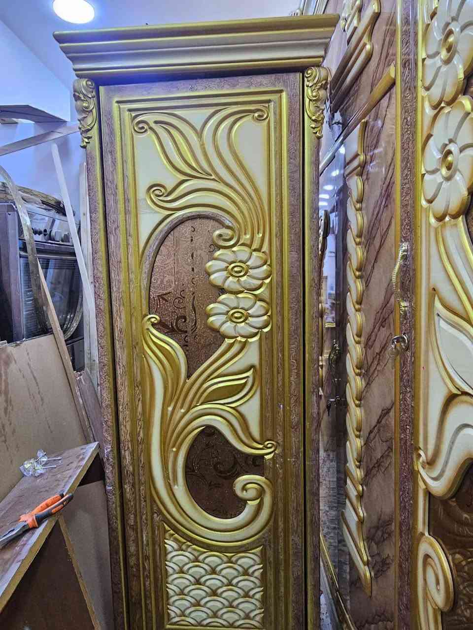 السلام عليكم 
الى اصحاب الذوق الراقي والعرسان توفرت غرفة نوم عراقية حديثه مستخدمه قليل كلش صاج تسكام حطاطه تكمه تفصال درجة اولى كنتورها ابو ٦ ابواب وملحق الظهر جرجوبه براغي داخل خارج بطن ظهر ارضيه سقف كله صاج شغل توصا خاص مال بيت عمل نجارة حقيقي غرفه ثكيله بمعنى الكلمه حطاطه تكمه غرفه وياك للعمر نظافه ١٠٠/١٠٠ بعدها لوك يعني متصرف ولا الف كامله وجاهزة من الصبغ للمفتاح تاخذها وانت مرتاح السعر ٦٥٠ الف وتسوى اكثر وبالعافيه على الياخذها مكانها بغداد #متوفر توصيل بكروة للحجز مراسلة الصغحه


**إذا كنت صاحب هذا الإعلان وتريد حذفه لأي سبب، رجاءا أرسل رسالة إلى الدعم الفني**