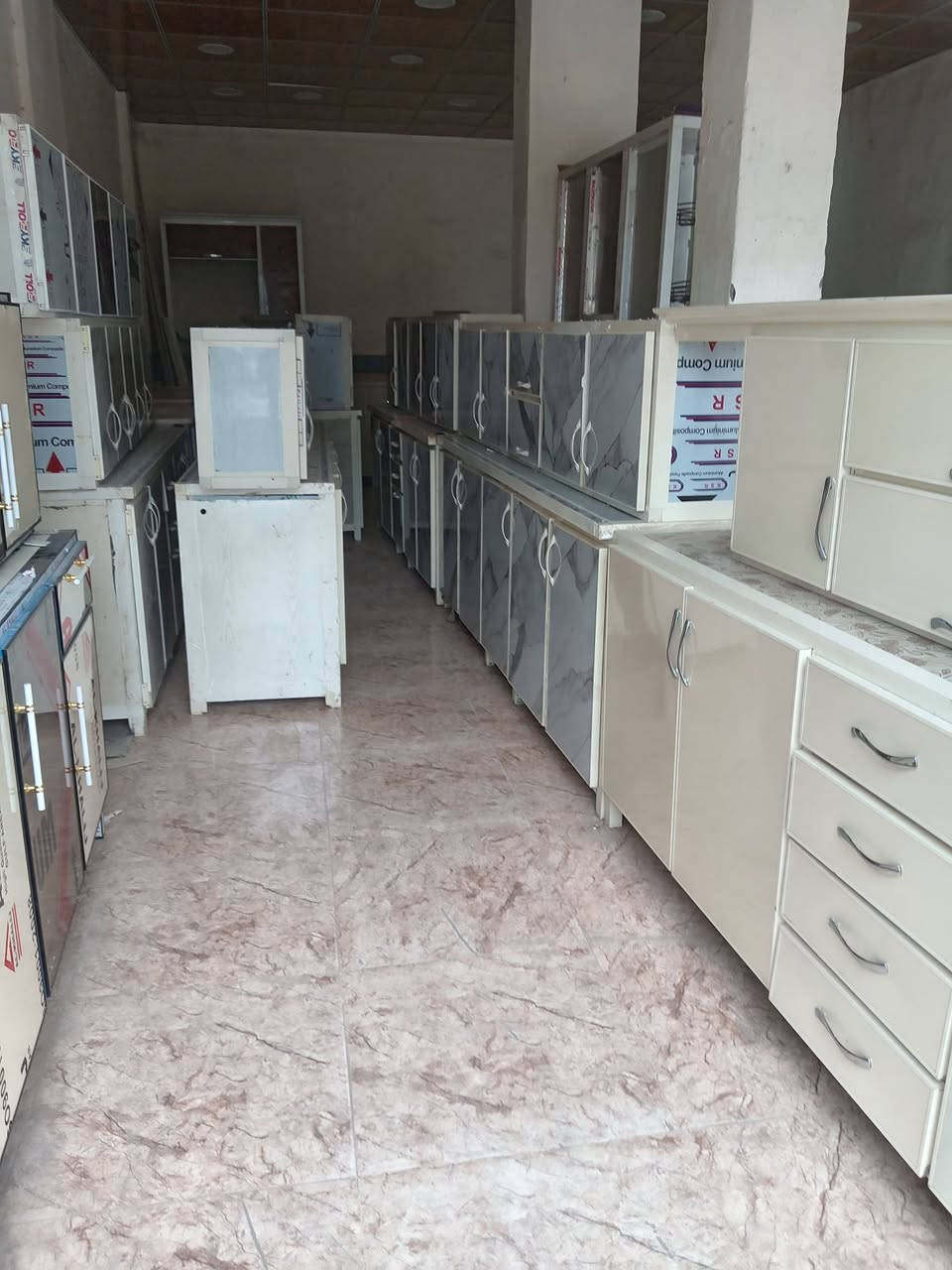 سلام عليكم غراض منزليه بنسب السعار المكان مقابل المسبح مجمع الامير ***********
متواجد وتساب
