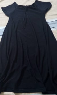 ملابس بالات • نظيفه • توصيل بـ٥