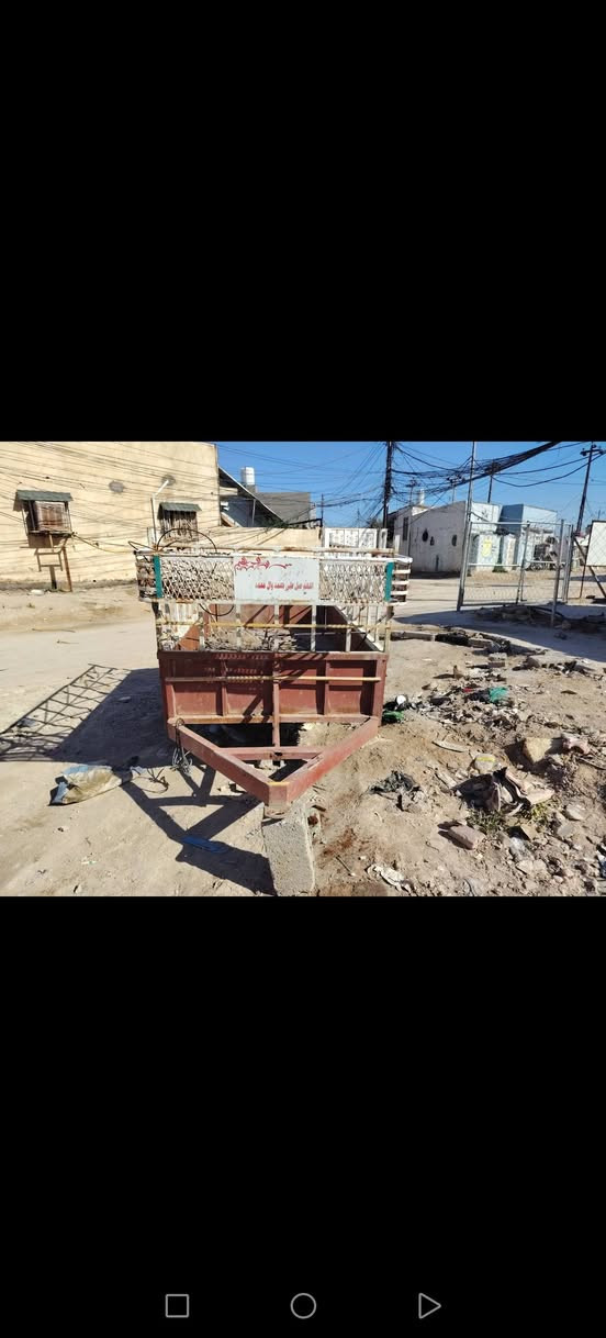 عربانه للبيع الطول ٣ متر جديده تسكام للبيع مكاني لنجف قرب المطار النجف مقابل باب الدخول تلفون ***********

