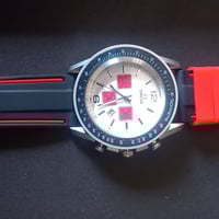 ساعات • توصيل