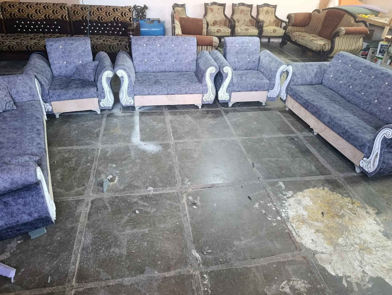 تخم مستعمل نضيف نفس صور السعر، ١٢٥ قفل شراي فقط يتصل قفل ١٢٥ عنوان حلة نادر ٣ مقابيل المركز الصحي معرض احمد العنزي لاثاث المنزلي واتساب ***********
