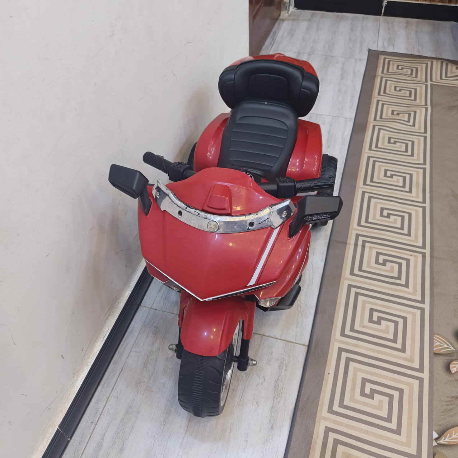 دراجه شحن للبيع تنربط ع بلوتوث نضيفه المكان كوت الجديدة
السعر 100

خاص أو ***********
