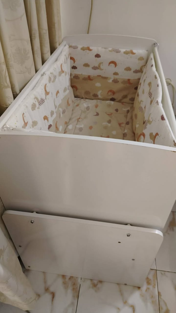 سرير طفل  يكفي لعمر خمس سنوات استعمال كلش قليل ويا مصدات
السعر ٦٥ الف


**إذا كنت صاحب هذا الإعلان وتريد حذفه لأي سبب، رجاءا أرسل رسالة إلى الدعم الفني**