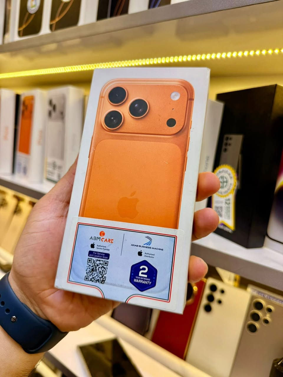 17 برو ماكس برتقالي ذاكره 256 ضمان ABM سنتين وقليل منه موجود بالسوك بطاريه 100 نظافة 100 ملحقاته كامله وجديد(عدد دورات شحن فقط 20 مره)كيبل بعد ممفتوح لاصق شاشه وحافظه تحديث اخر اصدار سعر 2100 الف🔐 
………………………
مكاني سيديه *********** واتساب
