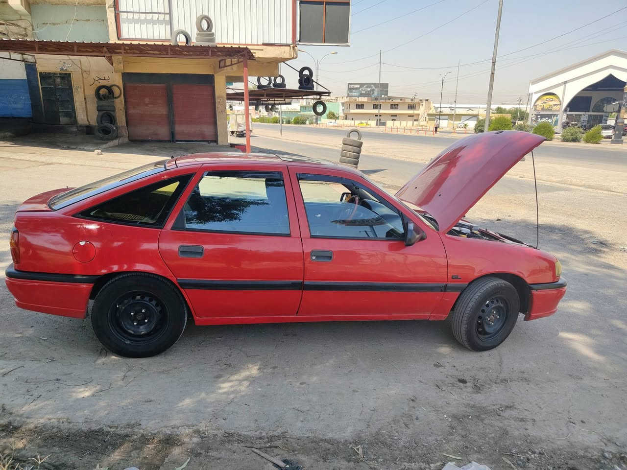 اوبل فكترا  16
كير عادي 
مكينه بدايه نفخ 
جامات كهرب امامي
طخم تاير بطاريه كلة جديد
طخم السيارة كلة جديد
تشغل وتطلع مكاني موصل 
سعرها #37
***********
