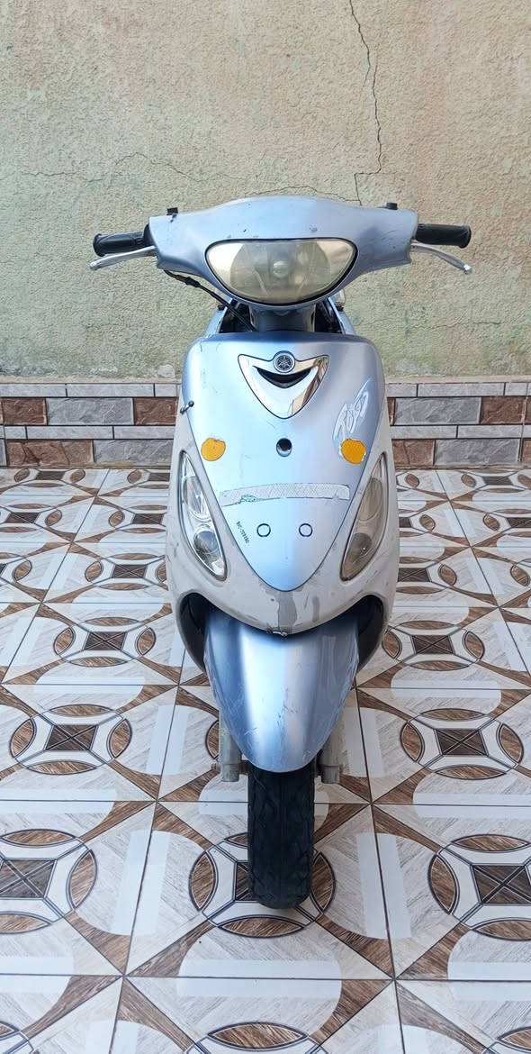 سلام عليكم دراجه ماكس منغولي للبيع ما صارله فتره من طالعه من المعرض وكامت عدي وجفتته ومكينته ناعمه نكره سلف تشتغل والكفرات مختمه دراجه نضيفه وبلاديه وماعايزه شي سعر 750 وبيه مجال شي بسيط هذا رقمي ***********
