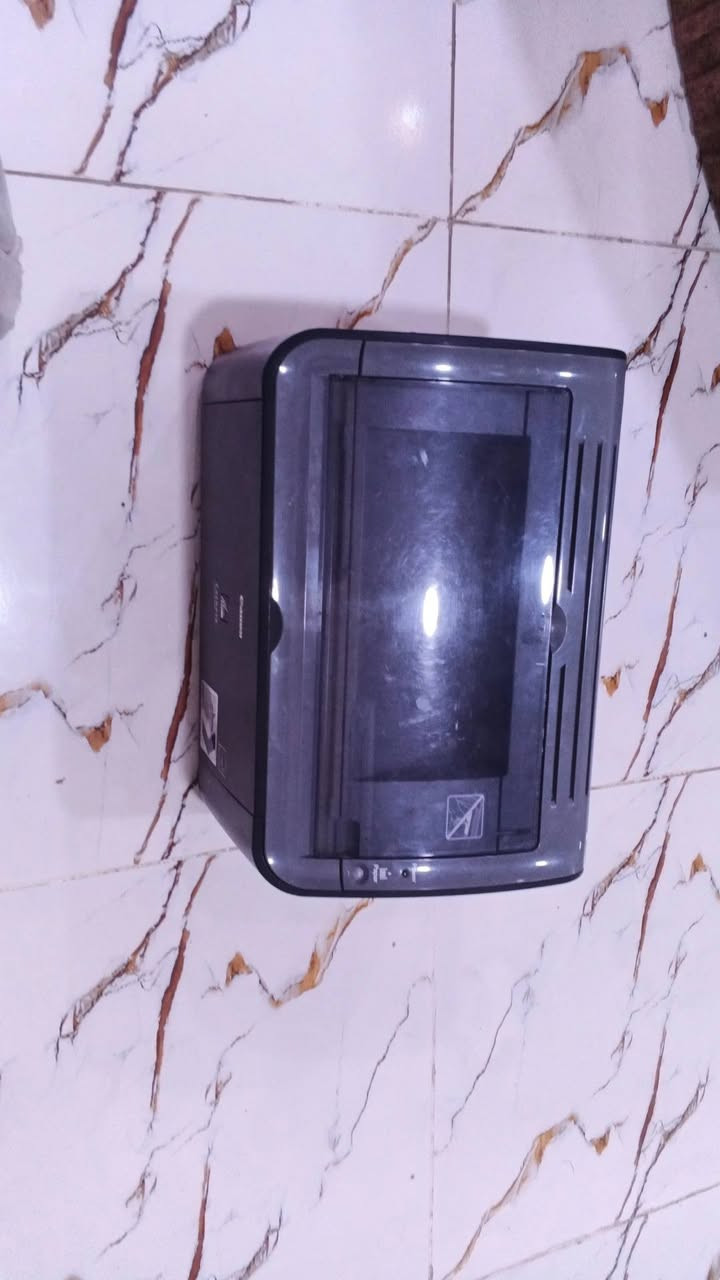 هاي طابعه مستعمله بس نظيفه جدا جدا مكاني البصرة
***********

Canon i-SENSYS LBP2900
سعرها 125وبيها مجال
