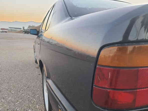 بەناوی خوا bmw 1992 دەعمو موس بڕاوە بە شەرت 520دیجیتاڵ 2 جام کارەبا      گێڕ  عادی 4 تایەو ویلی لۆکی لەژێرە سەیارەکە تابڵێی بەقوەتە ئەکسلو گێر مەکینە بەشرت سەیارەکە علوجە موس بڕاوە ماڵی مەدەنی بەشەرت دەعمی نیە سەیارەکە گەرمی کارەبای مەزبوتە لە سلێمانی سعری 18  مەعامەلە ئاڵوگۆڕیش ئەکەم لەسەر دڵ گرتن..***********. السليمانية
