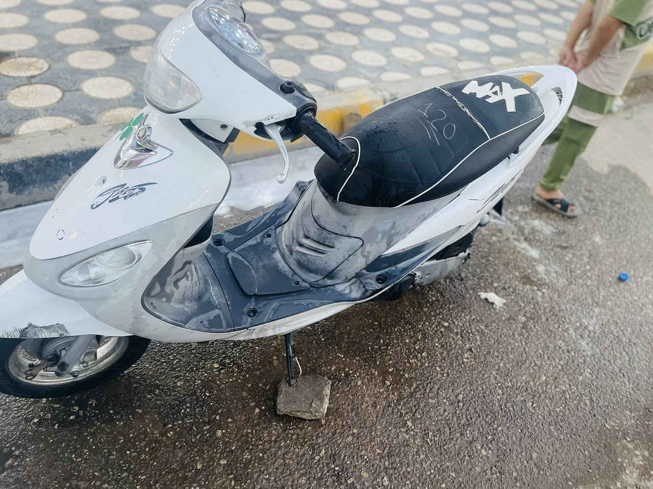 ماكس منغولي للبيع محرك بلاد 49
السعر 550 وبيه مجال


**إذا كنت صاحب هذا الإعلان وتريد حذفه لأي سبب، رجاءا أرسل رسالة إلى الدعم الفني**