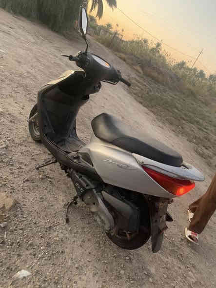 ابريز 140 نوزل دراجه رمبه صله 58يومً من نزلته رمبه سعر 950 وبيه مجال بسيط ***********
