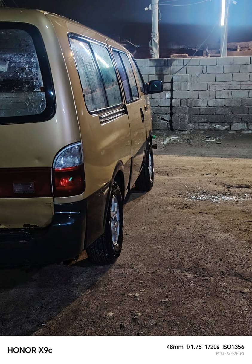 سلام عليكم منغولي للبيع سياره معمره توها شواصيه كفاله عامه اربعتهن السياره موديل 20009بسمنه سياره توا داورنها بسمنه السعر 90العنوان البصرة ابو الخصيب  +964 783 273 3792
