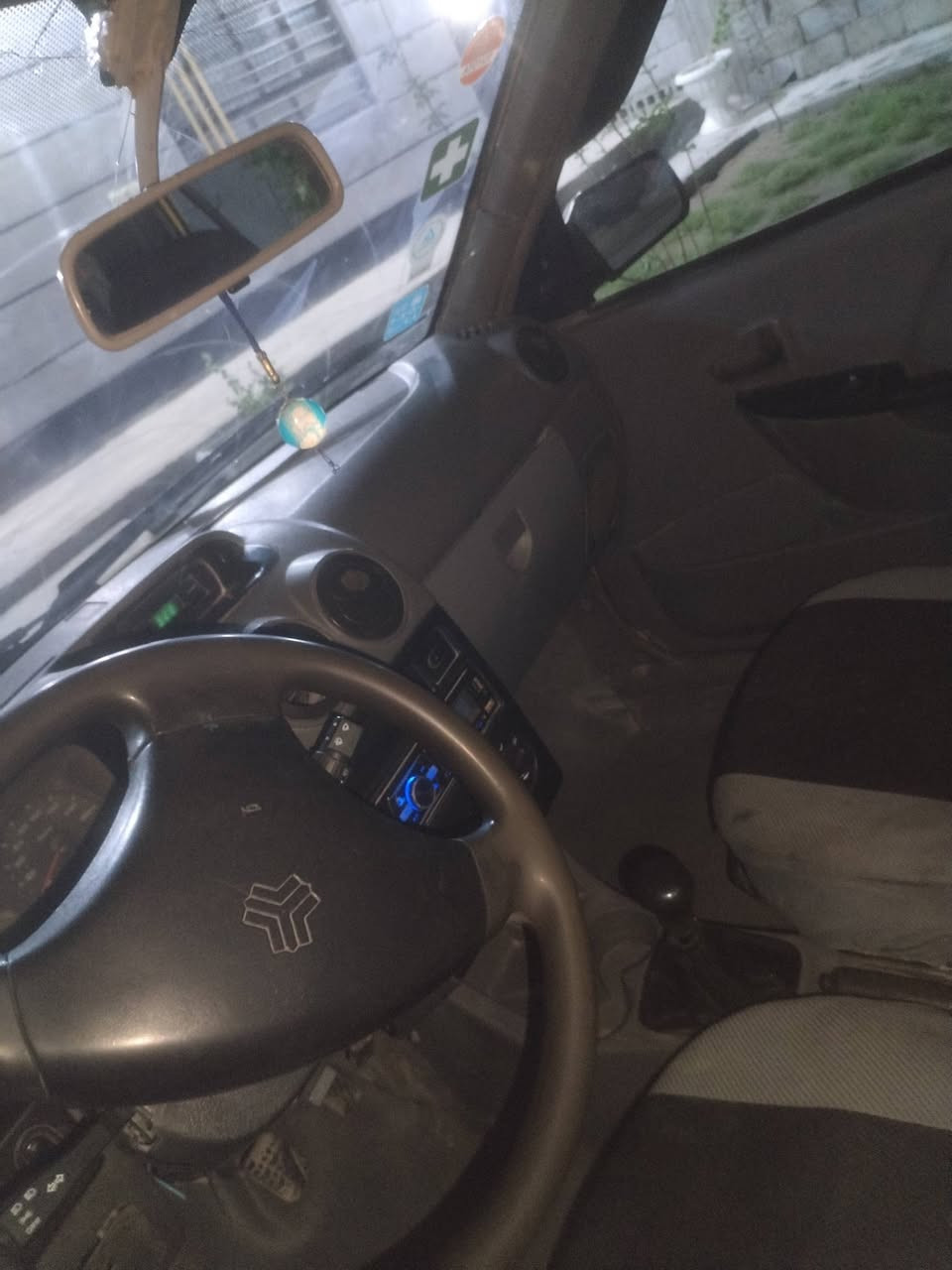 سلام عليكم سايبه للبع موديل 13سياره حلوه ونضيفه مكينه وكير وحداديه خير من الله السعر 23 وبيه مجال عنوان كربلاء الوند ***********
