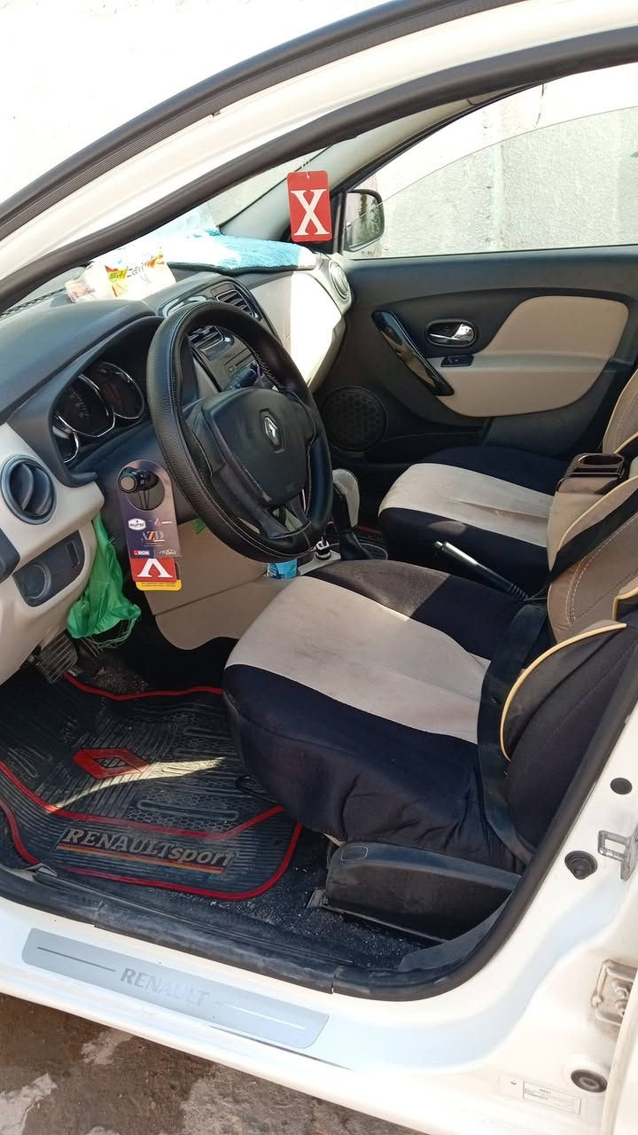 السلام عليكم شباب
رينو سيمبل موديل 20016
لون ابيظ رقم بغداد انكليزي
حرة بسمي تحويل ذاني يوم 
مكينة سيارة بلادي على وضع الشركة 
 بطاريه جديده
 الرقم انكليزي 
 الهيكل الخارجي للسياره نظيف جدا مع وجود صبغ يم قبق البانزين كد شبرعلى وجاملغ امامي صبغ أيسر قطعتين فقط قطعة 
- اشاير بالمري 
 تبريد تدفة شغال 
١  زجاج سيارة كهربائي الامامي فقط 
 كهربائيات سيارة جميعها شغاله 

السعر 55ورقه وبيها مجال للتفاوض 
للاستفسار........*********** العنوان بغداد المنصور
