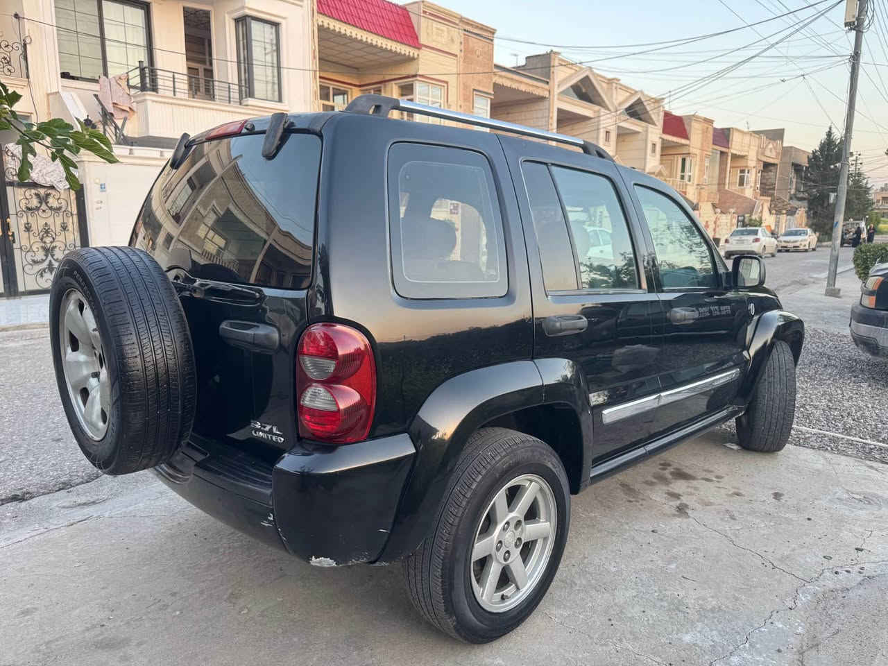 جێب لبرتی مۆدیل 2006 
6 پستن گێر تۆماتیک 
دەبل ئەکسل 
4 جام کارەبایی 
4 تایەی نوێی 
تەبرید بەشەرت 
5پارجەی سبوغە بێ ناوو کرتن 
سەقفەکەی کەمەک  تەحدیلە بێ سبوغ 
سەنەوی تاکوو 2029 نوێیە 
سحری 68 کەمەک موجال أربيل, العراق


**إذا كنت صاحب هذا الإعلان وتريد حذفه لأي سبب، رجاءا أرسل رسالة إلى الدعم الفني**