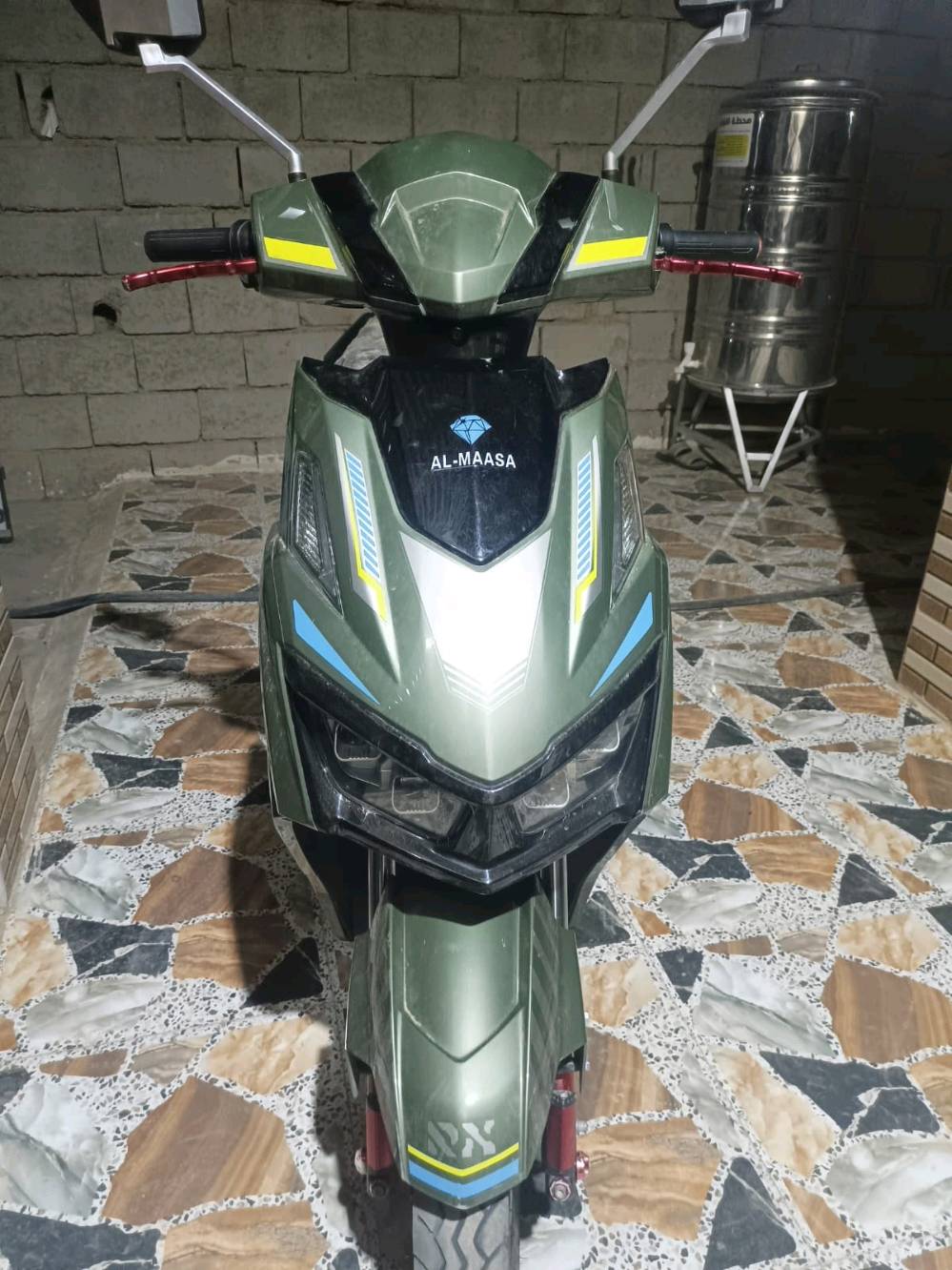 دراجه شحن 6بطاريات للبيع بعده جديد السعر 600وبيه مجال اي استفسار اتصل ع رقم ***********
