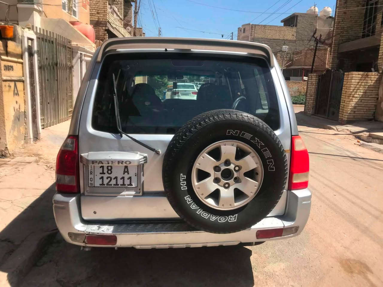 سلام عليكم باجيرو بجعه موديل 2004 كير نضيف سياره مصبوغه عام لجماليه تبريد بس غاز السعر 65وبيه مجال بسيط الرقم ***********
