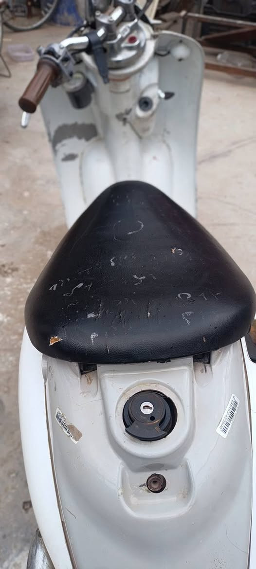 كلاسك فحل الكفر الامامي تعبان ونقص كهربائيات فول شلعه امانه الله بس الكابريتر يحتاجله وتايرات جدد تنضيف 200وبيها مجال مكان البياع


**إذا كنت صاحب هذا الإعلان وتريد حذفه لأي سبب، رجاءا أرسل رسالة إلى الدعم الفني**