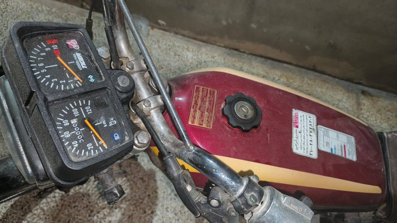 تايكر 19للبيع الهندر يخرط 200وبي مجال 

***********
