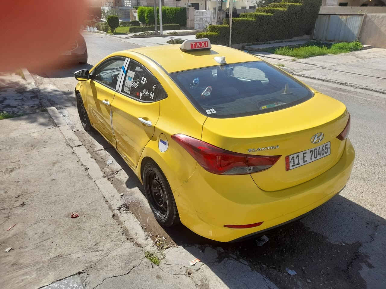 السلام عليكم الانترا 2016 وارد حادثها باب ودوسه مابيها صور مكينه 1800دوش لاصرف ولا بخار بس بيها صوت رواجز ولمشط بي طكطكه سياره رقم انكليزي بسمي تحويل مباشر وبيها هاي الطخه طخني ابو دليفري سياره تبريد جديد تخم تاير جديد مكاني زيونه سعرها 105وبيها مجال بصيط حك الجيه ***********
