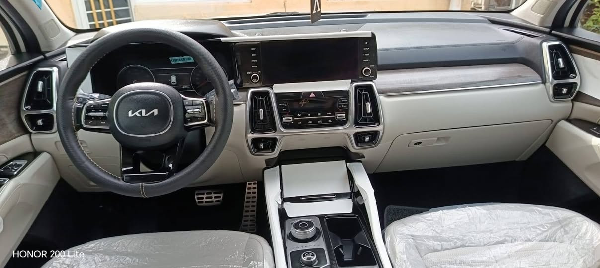 سورنتو 2023 خليجي ضمان الشركه الدوليه 
رقم بغداد دولي 6 سلندر ماشيه 16 اخت الزيرو 
مكفوله كفاله عامه من الصبغ والفتح والتبديل والبارد والرصعات السياره جديده جداً  
فول مواصفات عدا البانوراما 
كير ماوس شفتات ستيرن انضمة قياده سايد بريك بصمه 
أوتو هولد كامره خلفيه دواره حساسات اماميه وخلفيه وجانبيه شاحن لاسلكي اريل نفكيشن  الداخل صاج ملكي  ابيض
تشغيل عن بعد جنطه كهرباء الكشنات كهرباء بالكامل 
تبريد 3 قطع شاشه متصله 7 راكب بصمه وبصمة ابواب  دشبول لمس لايت ليد امامي وخلفي 
لايت زنون بالكامل تبريد حداديه تخم تاير شركه 
السياره بوضع الشركه السياره كارتون 
السعر 295 $ وبيها مجال 
للأستفسار ***********
