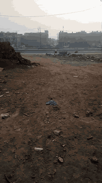 بيت تجاوزللبيع بحي الاعلام شارع قطرالندى صب مسلح السعر 5وبي مجال 07782...