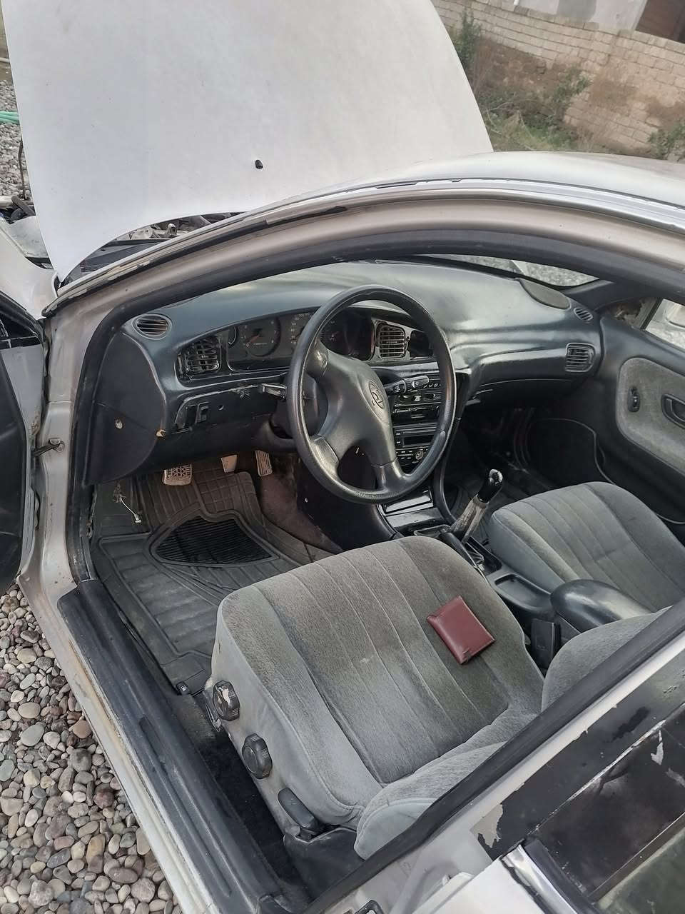 سوناتا تو موديل ٩٥ رقم صلاح الدين مشروع وطني  بأسمي السنويه نافذه لغاية 20/11/2026 محرك  بيه صرف كير عادي السعر ٣٠ وبيها مجال العنوان بيجي قرية البوطعمه رقم الموبايل ***********
***********
