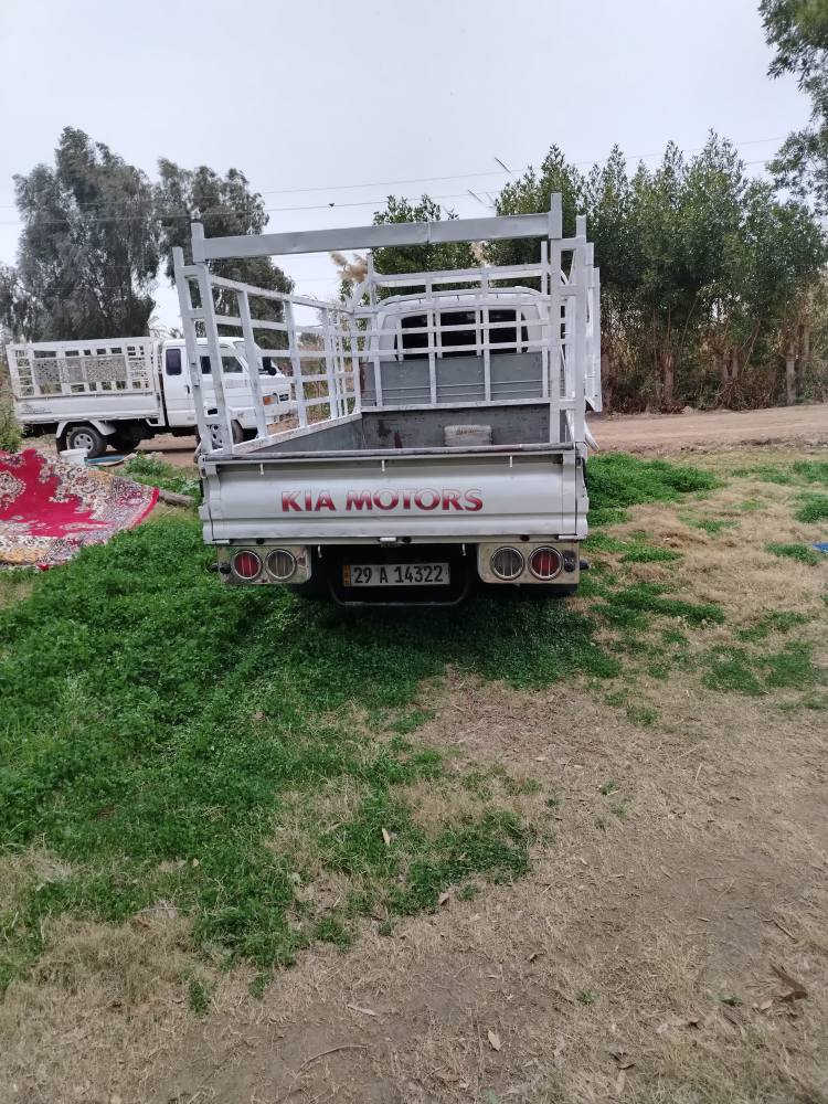 السلام عليكم كيه حمل 2012 سياره جاهزه خير من الله حداديه مكينه تدفىه تبريد ***********
