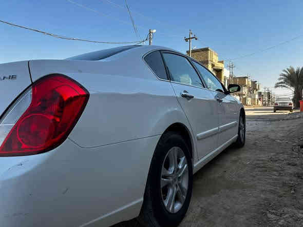 سلام عليكم 
رينو سافران ٢٠١١ سياره مكفوله جديده 
سعر ١١٨$
بيه مجال للشراي
موبايل ***********
