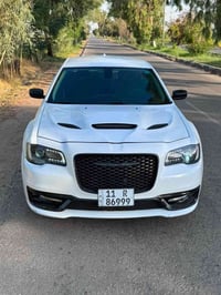 كرايسلر 300 • محدثه SRT • مرقمه بغداد