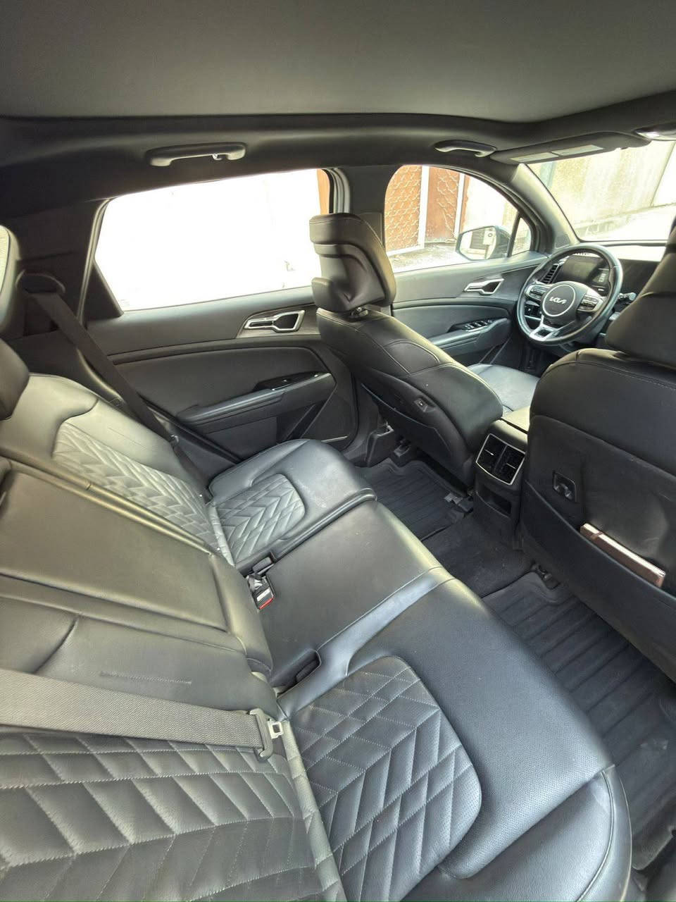 تحيه طيبه السلام عليكم ورحمة
سبورتج 2024 اكس لاين

المواصفات

بانوراما 

 بصمه ابواب وتشغيل عن بعد

 جنطه كهرباء

شاشه كبيره ايباد عل طول دشبول 

لدار نهاري هيلوجين

كراسي  جلد

كرسي كهرباء 

تحكمات فول 

مرايه داخليه عاكسه للضوء وبيها بوصله

ترحيب عند الاقتراب

شحن واير ليس

هندبريك بصمه

اتو هولد

كاميرا دواره

تشغيل عن بعد

حساس خلفي 

انضمة قيادة سبورت ايكو نور

ستيرن تدفئه 

كشنات تدفئه 

سستم صوت 

محرك 2500

جي بي اس 

تبريد قطعتين ثلج منفصل

حساس لايت واطارات

شاشه صغيره لعرض لعطلات

تبريد شاشه لمس

ويل كب 19 

رادار امامي وكاميرا تحديد مسار

رادارات خلفيه نقطه عمياء

اشاير مري

فور ويل 4x4

ماشيه 35 ألف 

حادث موضوح صور صبغ باب صدر باقي فقط 

رقم بغداد دولي باسمي تحويل مباشرة سنويه هزه جديد 

السعر 235 ورقه وبيها مجال 

أي استفسار رقم صاحب السيارة 

*********** 

مكان بغداد كرخ المنصور
