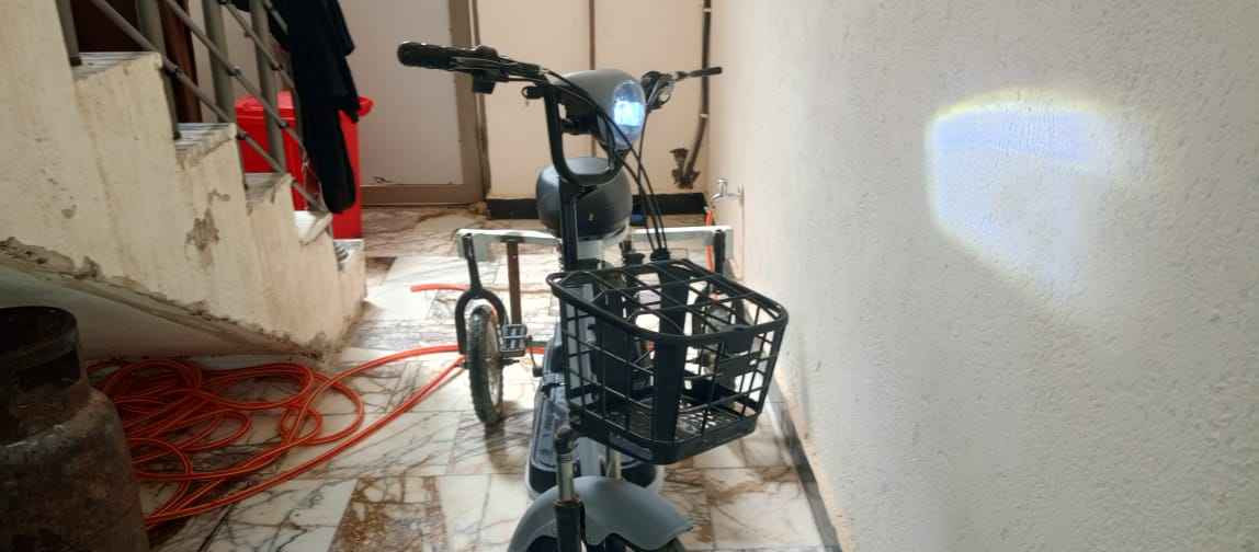 السلام عليكم دراجه شحن حجم ١٤ جديده شغاله بيه كسر بصيط بل كفر مال البطاريه بس الباقي كله شغال سعره ٢٥٠ بيه مجال حك الجيه مكان كربلاء توصيل ما عندي كربلاء, العراق


**إذا كنت صاحب هذا الإعلان وتريد حذفه لأي سبب، رجاءا أرسل رسالة إلى الدعم الفني**