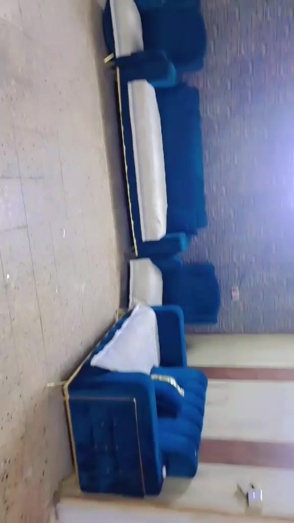 ١٠ مقاعد ٢٥٠ بيه مجال
شعدك غراض للبيع دزلي وابيعه الك بعموله


**إذا كنت صاحب هذا الإعلان وتريد حذفه لأي سبب، رجاءا أرسل رسالة إلى الدعم الفني**