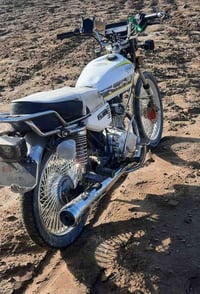 دراجة نارية • موتور