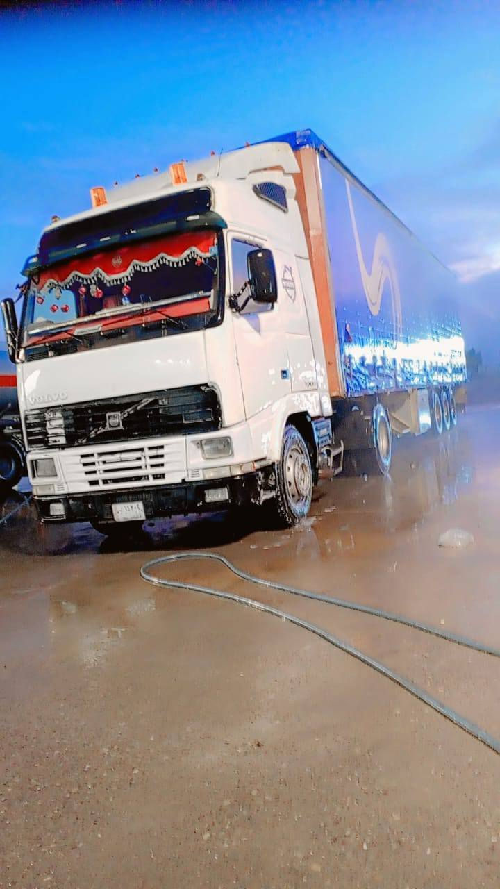 اسلام وعليكم فالفو شخاطه للبيع موديل 2000 رقم بصره مكفوله كفاله عامه گير محرك اكسل شاصي كفاله عامه السعر 115وبيهه مجال ***********
