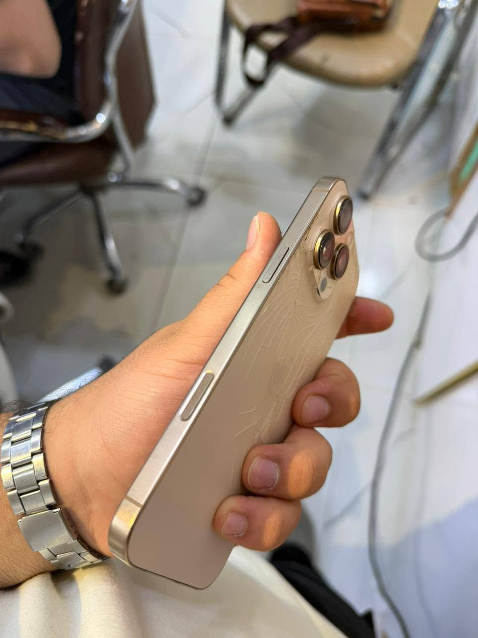16برو ماكس
شرق اوسط 
جهاز ما مفتوح وتر
1160نهايتة 
نجف حي المهندسين


**إذا كنت صاحب هذا الإعلان وتريد حذفه لأي سبب، رجاءا أرسل رسالة إلى الدعم الفني**