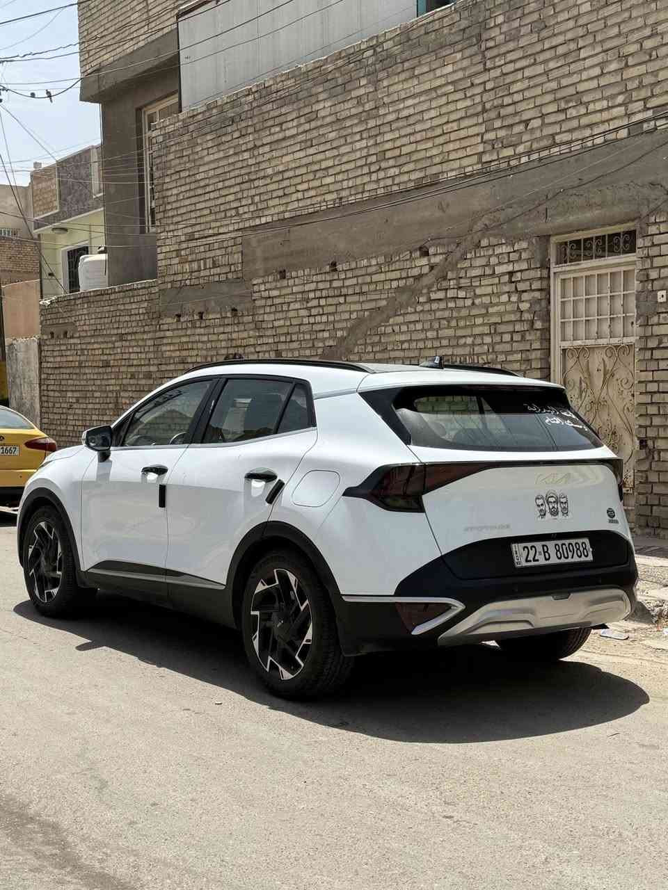 السلام عليكم سبورتج 2024 خليجي كفالة عامة بانورما صندوك كهرباء وبعد بيها مواصفات هواي
‏ شكلي جيتي فول السياره 
السعر $222 وبيها مجال 
السونار مرفق مع الصور 
ماشيه 55 الف حقيقي 
السيارة رقم اربيل بأسمي
المكان / بغداد
الرقم ***********
