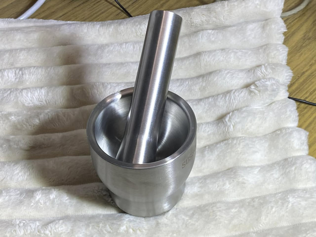 هاون مطبخ ستنليس ستيل وزن كيلو و ميتين غرام ثقيل ضد الصداء لان ستيل
١٠ الف 
توصيل ٣


**إذا كنت صاحب هذا الإعلان وتريد حذفه لأي سبب، رجاءا أرسل رسالة إلى الدعم الفني**