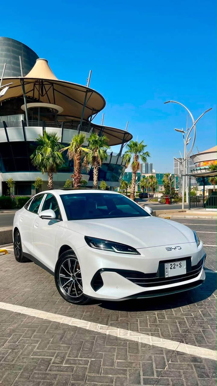 السلام عليكم 
BYD SEL06 
موديل 2024 ماشيه 13000km
بطاريه جبيره 120 موصفات فول 5 كامرات داخل ابيض بنوراما السياره بدون صبغ بدون تعديل السياره مرقمه جاهزه بااسمي 
مكان السياره أربيل 
للتواصل عل رقم *********** متوفر واتس اب أربيل, العراق
