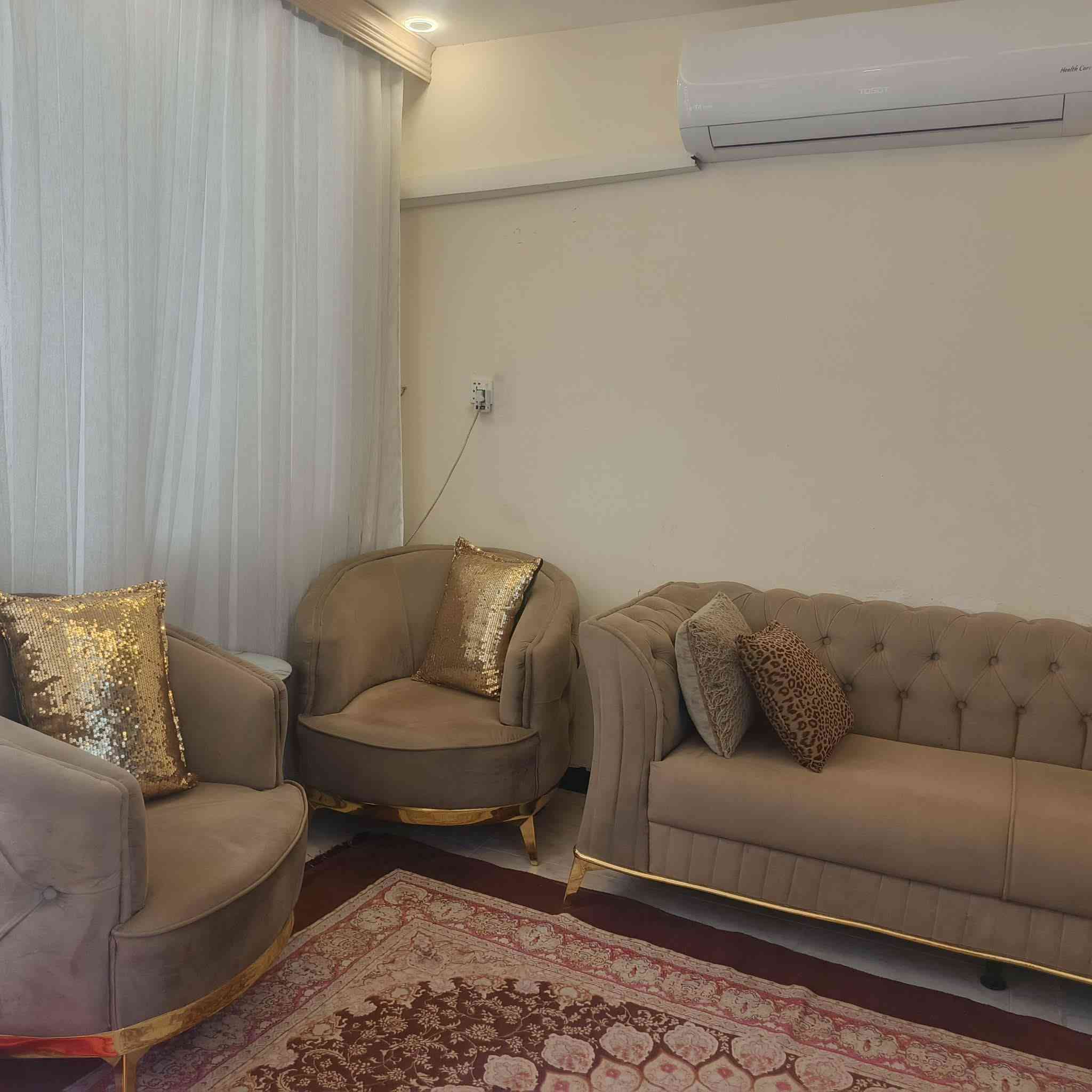 السلام عليكم نص تخم جديد للبيع السعر ٤٠٠ للاستفسار ***********
